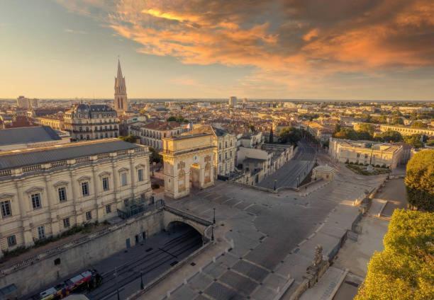 * F3 Haussmannien, Centre-Ville, 4 Pers, Wifi * Montpellier Buitenkant foto